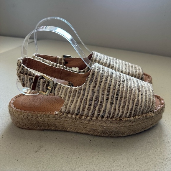 Alohas espadrilles sandals - Picture 1 of 9